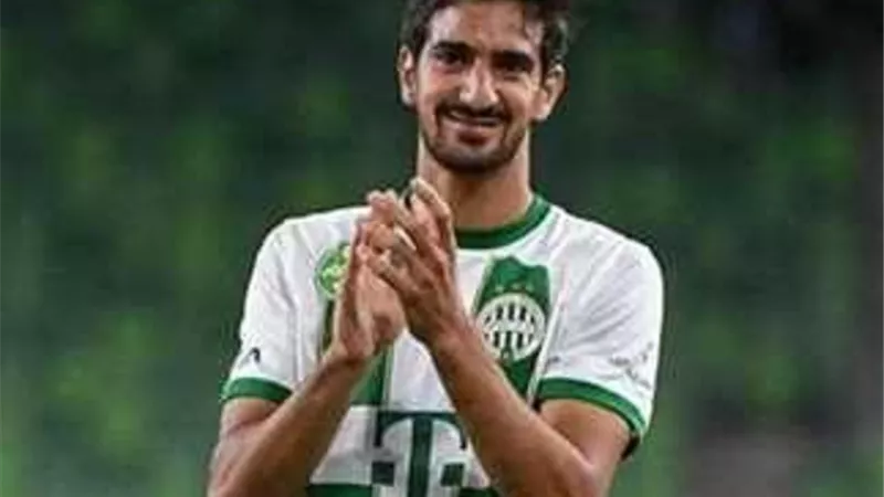 الأهلي يحسم صفقة بن رمضان.. واللاعب فى القاهرة خلال ساعات