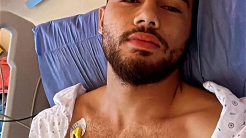 ماجد هانى لاعب بلدية المحله يغادر مستشفى الجونه