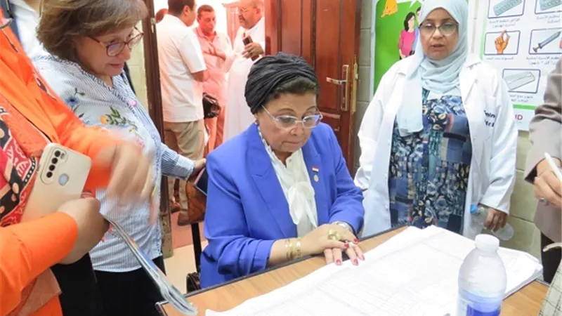 نائب وزير الصحة توصي بزيادة معدلات تغطية الصحة الانجابية بالأقصر