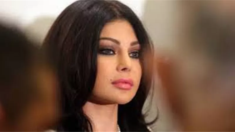 إلغاء قرار إيقاف هيفاء وهبي عن الغناء ومنحها التصاريح