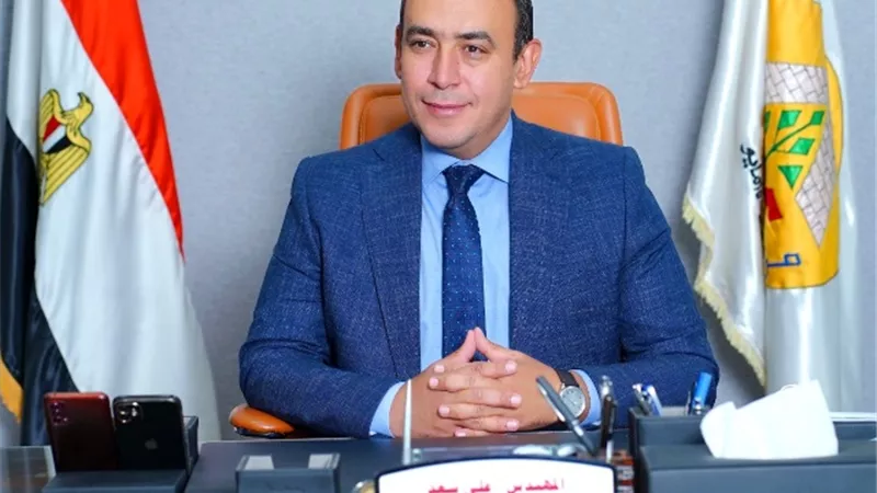 رئيس ١٥ مايو يكشف عن أهم الخدمات الميدانية لسكان المدينة.. بالصور