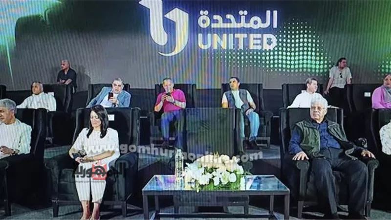 رئيس جامعة دمياط يشهد سباق رالي السيارات الكهربائية للجامعات