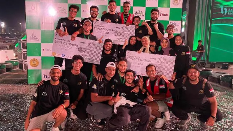جامعة دمياط تفوز بالمركز الثالث في رالي السيارات الكهربائية