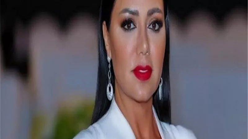 رانيا يوسف تواصل تصوير 