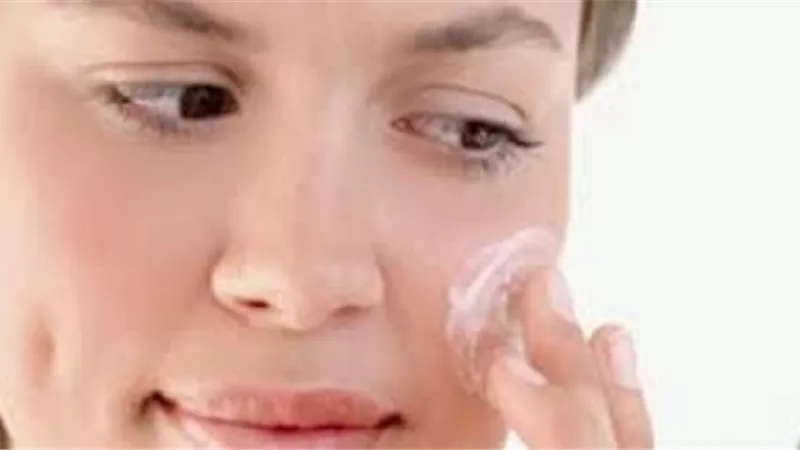 اليوريا ودمُ الخنزير حكم استخدامهما فى التداوى و مواد التجميل