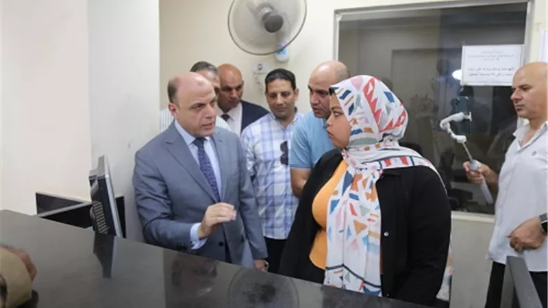 محافظ كفرالشيخ يتفقد مركز خدمة المواطنين التمويني المطور