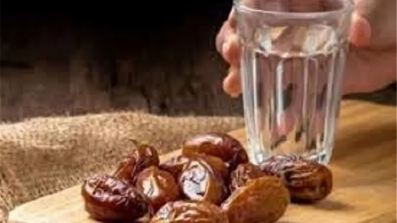 الافطارُ خلال صوم الايام القمرية ..هل يوجب القضاء