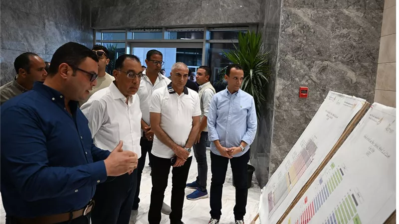 وزير الإسكان : أنشطة صناعية ولوجستية متطورة في العلمين الجديدة
