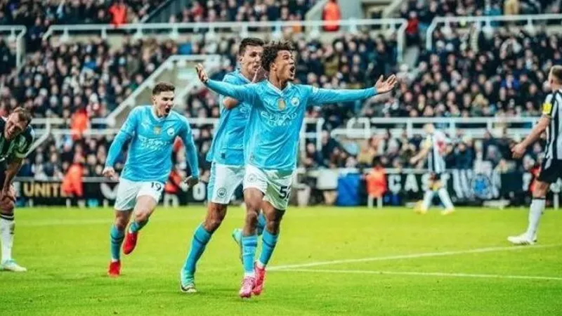 مانشستر سيتي يتلقي ضربة موجعة في مباراته أمام تشيلسي