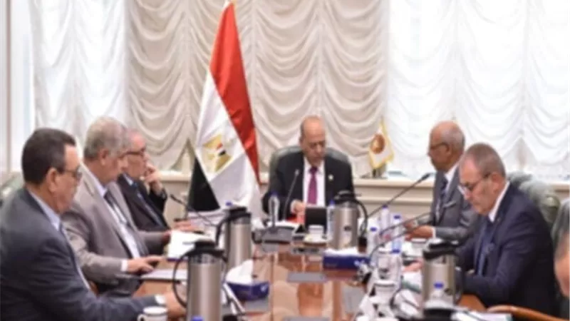 جبران :تطوير مراكز التدريب التابعة للوزارة لتأهيل الشباب لسوق العمل