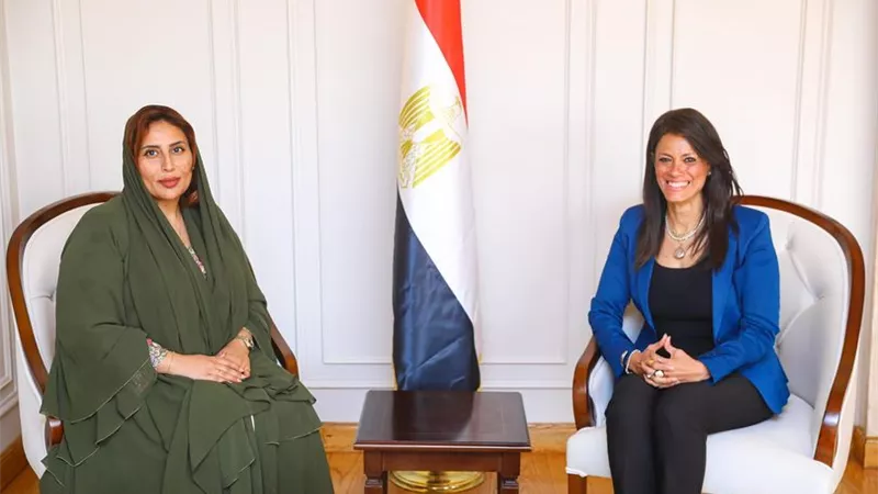 المشاط تبحث مع سفيرة الإمارات تعزيز الشراكات بين البلدين