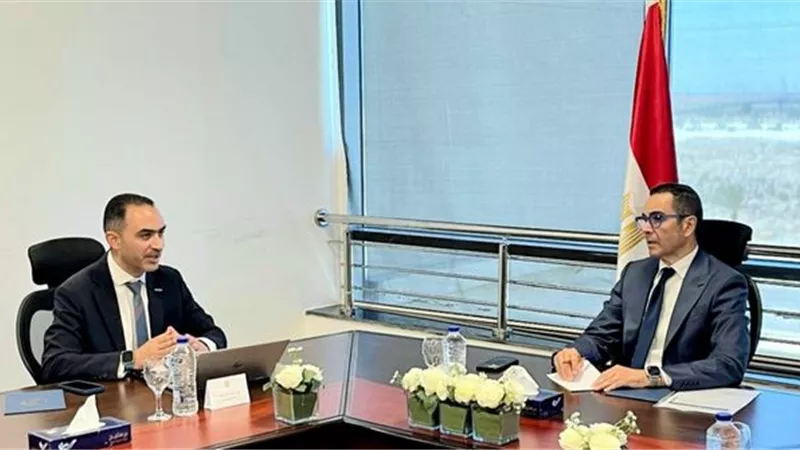 الخطيب:الحكومة تعمل حاليا على تذليل كافةالمعوقات التي تواجه المستثمرين