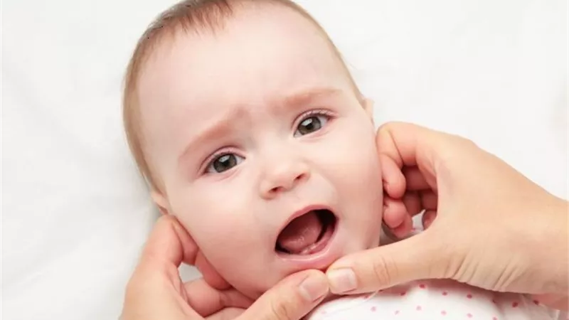 أعراض تسنين الرضع