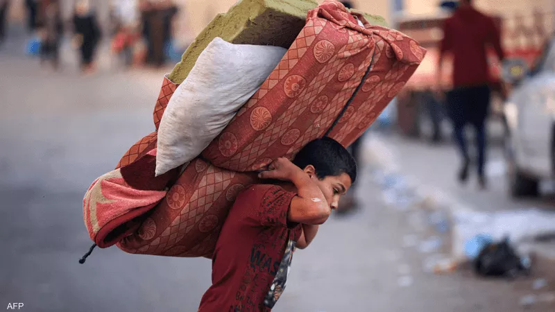 مقابر خان يونس من مثوى للأموات إلى مأوى للنازحين