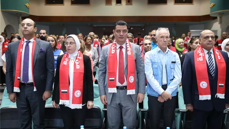 وزيرة التضامن تشيد بدور الهلال الأحمر في الاستجابة لأزمة غزة