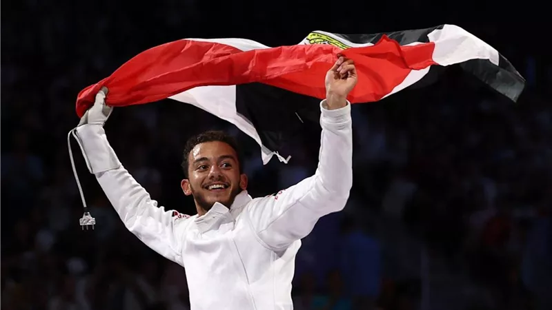 شاهد البطل الاولمبي محمد السيد يتحدث عن دعم محمد صلاح .. فيديو