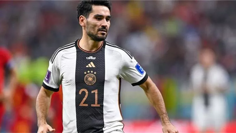 في بيان رسمي .. جوندوجان يعلن اعتزاله كرة القدم دوليا