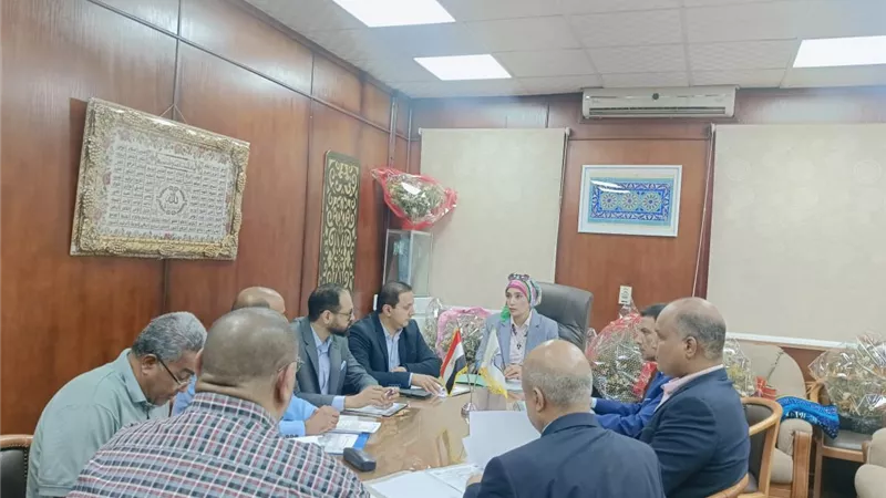 جامعة الأقصر تناقش آليات المشاركة فى يوم السياحة العالمى