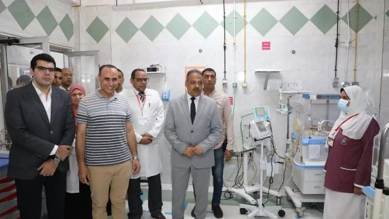 الأشمونى يتفقد مستشفى أبوحماد ويناقش مشكلات القطاع الصحي