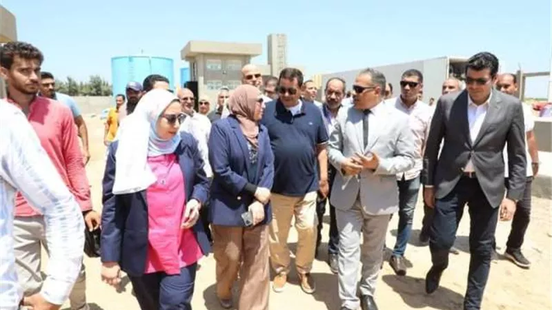 محافظ الشرقية يتابع إنشاء محطة مياه القرين المدمجة