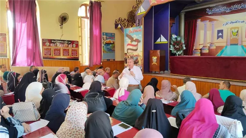 مدير تعليم دمياط يؤكد: مواجهة ضعف الطلاب مسئولية وطنية ومجتمعية
