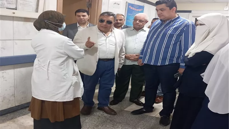 محافظ الدقهلية: فحص شكاوي المواطنين علي مواقع التواصل وحلها فوراً