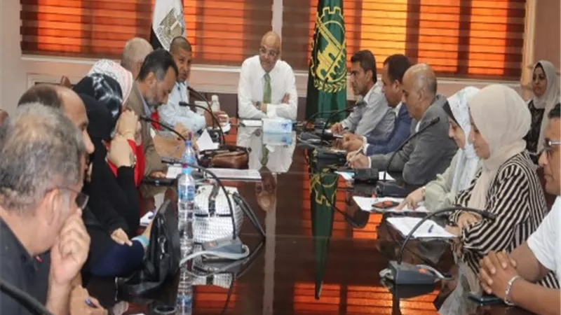 محافظ القليوبية يوجه بتذليل العقبات أمام المواطنين في ملف التصالح
