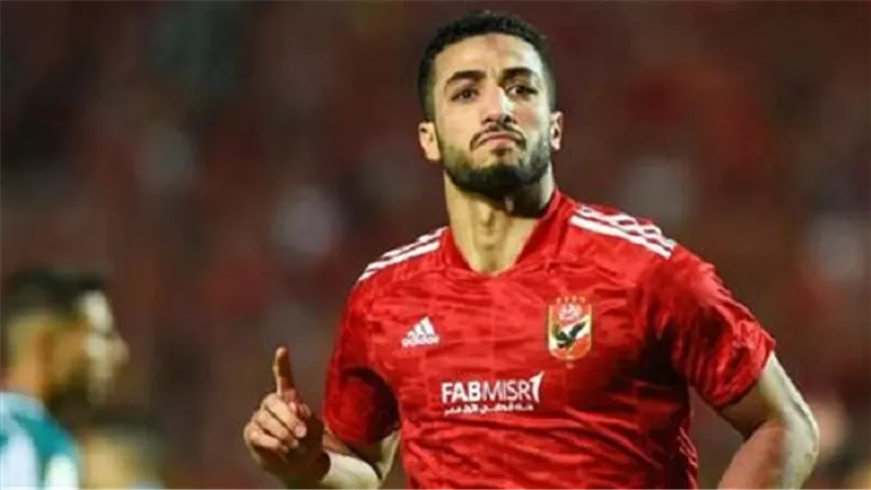 محمد عبد المنعم يطير غداً الي باريس للإنضمام لـ