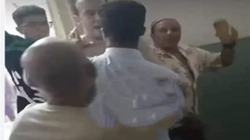 أول تعليق من محمد فؤاد عن واقعة تعدى طبيب عليه