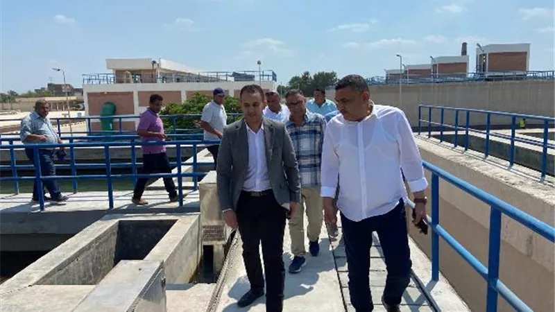 مساعد نائب رئيس التنمية يتابع مشروعات المرافق بدمياط الجديدة