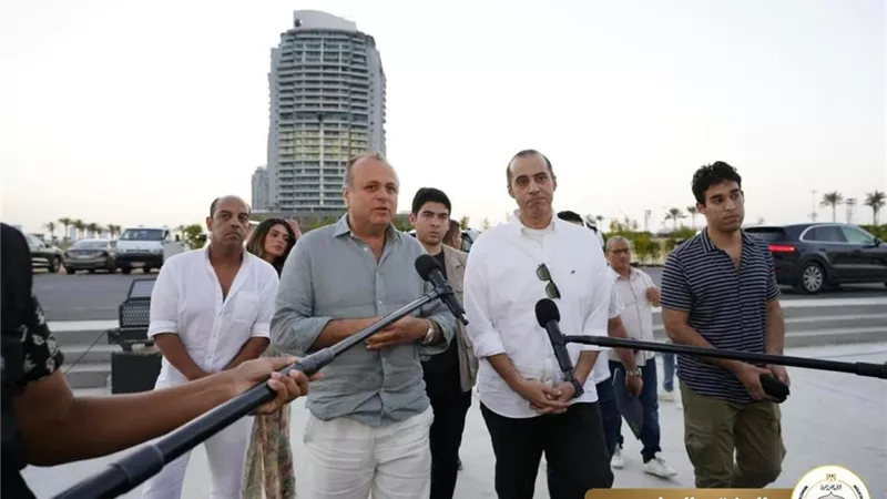 وزير الشئون النيابية يتفقد شاطئ ذوي الهمم وأرض المعارض بالعلمين