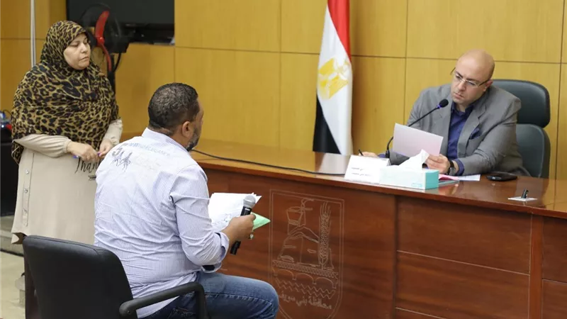 كرسي متحرك لشباب وتجهيز عروس يتيمة ببنى سويف