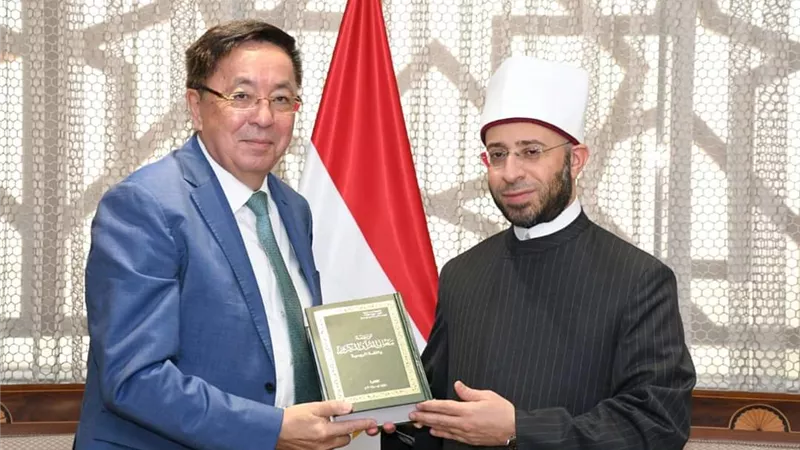 وزير الأوقاف يستقبل سفير كازاخستان بالقاهرة لبحث التعاون المشترك