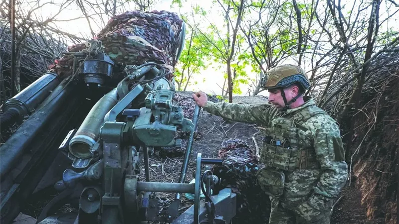 أوكرانيا: مقتل وإصابة 12 شخصا جراء قصف روسي على خيرسون