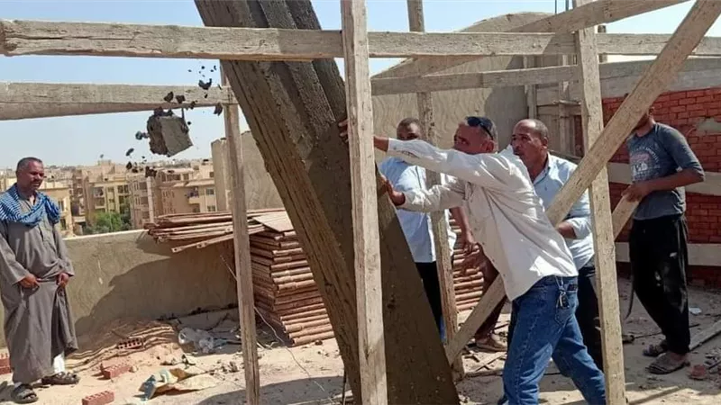 جهاز مدينة العبور ينفذ 7 ازالات فورية لمباني مخالفة