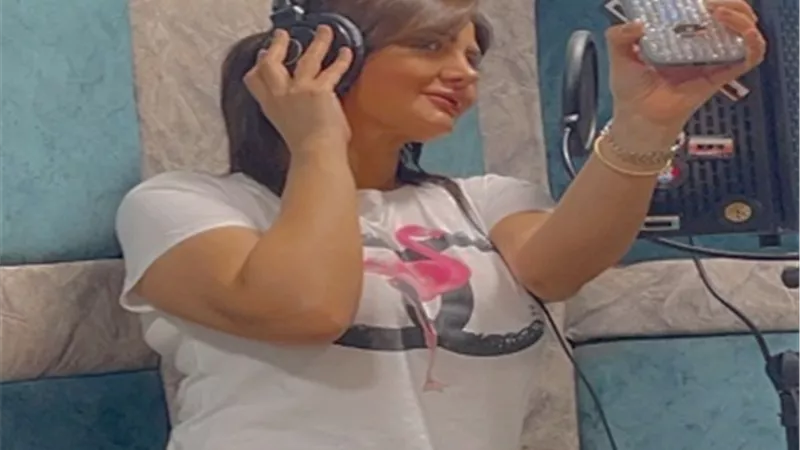 شذى