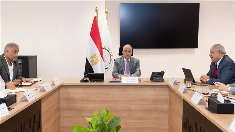 وزير الري يلتقى مدير عام منظمة الفاو لبحث سبل تعزيز التعاون