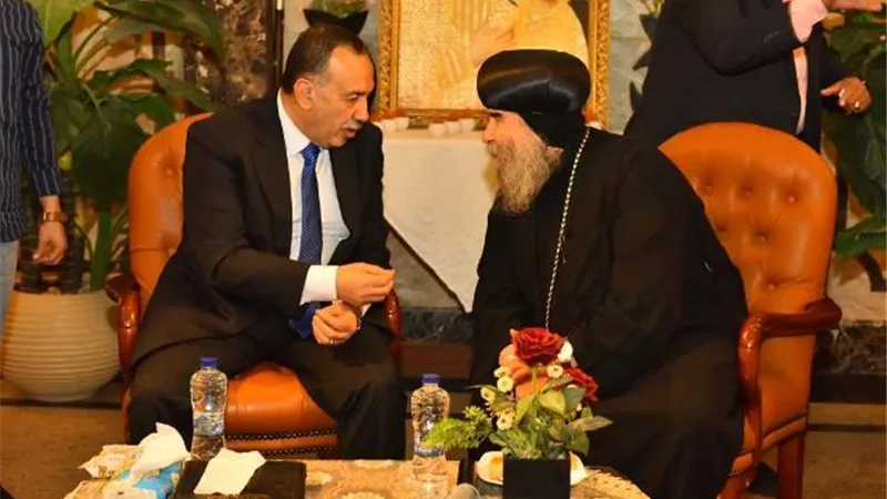 محافظ أسيوط يهنئ الإخوة الأقباط بالليلة الختامية للسيدة العذراء ب