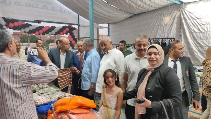 مستقبل وطن يفتتح معرض أهلا مدارس بمركز مطاي