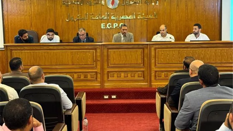 ورشة عمل موسعة بهيئة البترول لشركات الإنتاج بالصحراء الشرقية والغربية