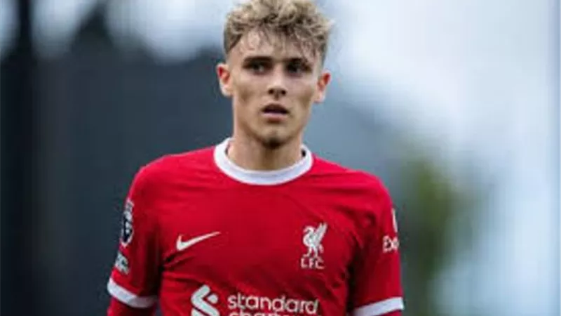ليفربول يعلن رحيل لاعبه إلى الدورى النمساوى