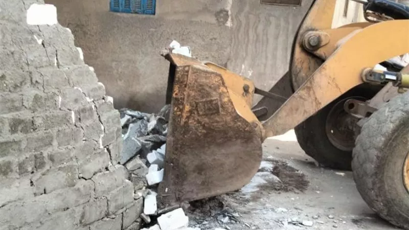 ازالة 15 تعديا 394 على اراضى بايتاى و أملاك صرف جنوب شرق البحيرة