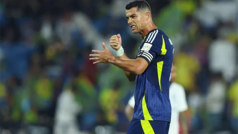 النصر يسقط فى فخ التعادل أمام الرائد فى أولى مبارياته بالدورى السعودى