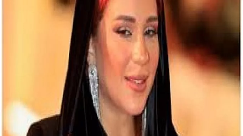 سر حذف أسما شريف منير صورها على إنستجرام