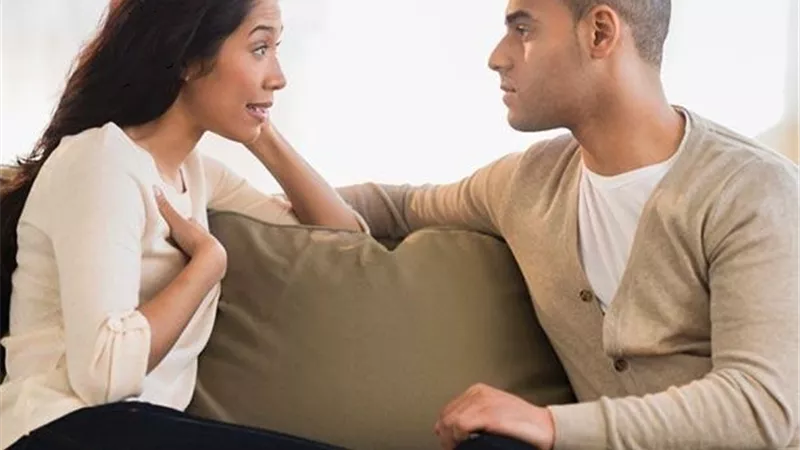 عادات تمنع وجود الصراحة بين الزوجين