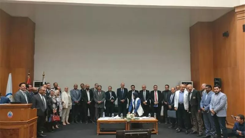 بدران يشارك بإجتماع وكلاء الوزارة مع قيادات الطب العلاجي بالوزارة