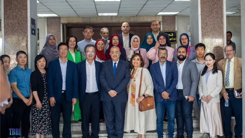 تفاهم بين معهد تيودور بلهارس والقومي للأمراض الطفيلية الصيني
