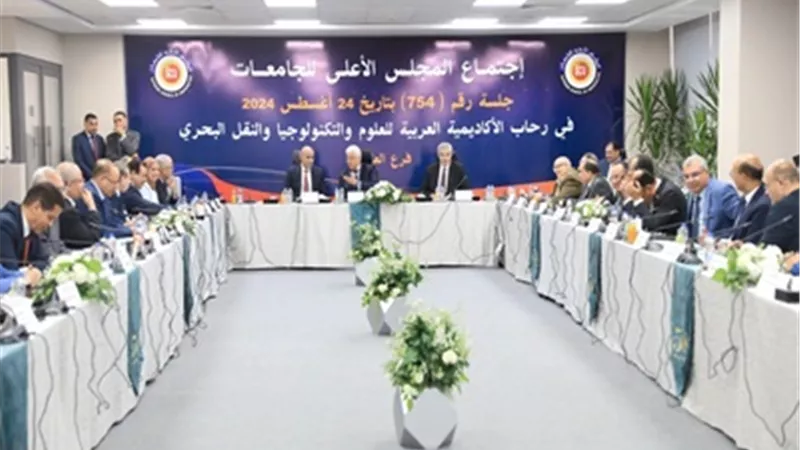 عاشور: تخصيص 30 دقيقة لممارسة الرياضة كل يوم بالجامعات