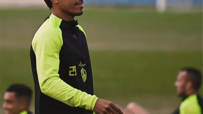 والده : محمد عبدالشافي في مرحلة التأهيل وسيعود للزمالك ولن يعتزل