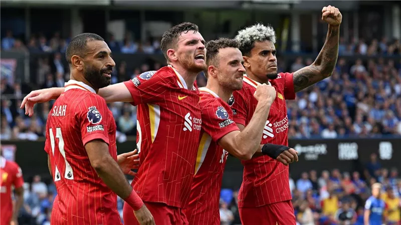 الدورى الانجليزى.. صلاح يقود تشكيل ليفربول المتوقع أمام برينتفورد
